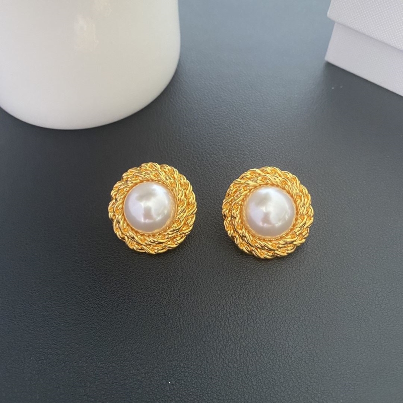 Ce1i*e earrings
